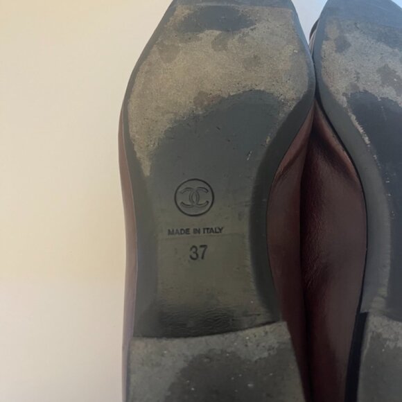Chanel Leather Dark Brown Cap Toe Metal CC Flats Chocolate Shoes EU 37 / US 7 - Picture 8 of 11